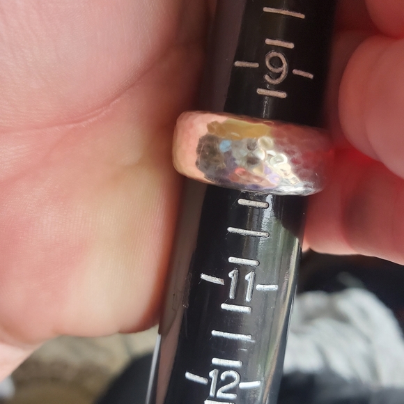 John Hardy Sterling Hammered Ring - Picture 8 of 8